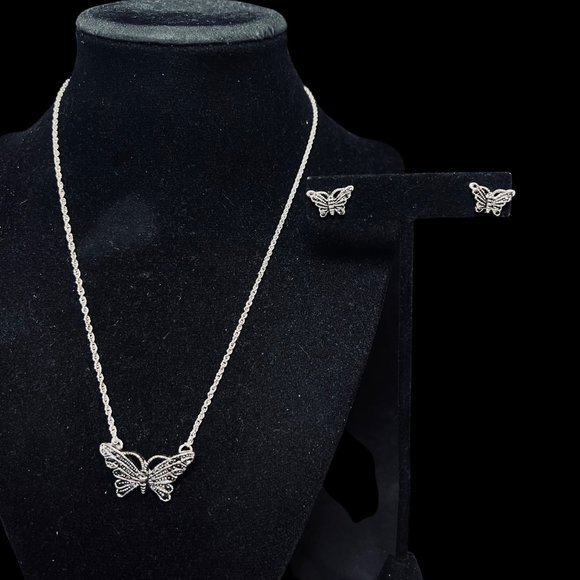 Vintage Silver Tone Rope Chain Butterfly Necklace & Pierced Earrings Set (5081) - Picture 1 of 7